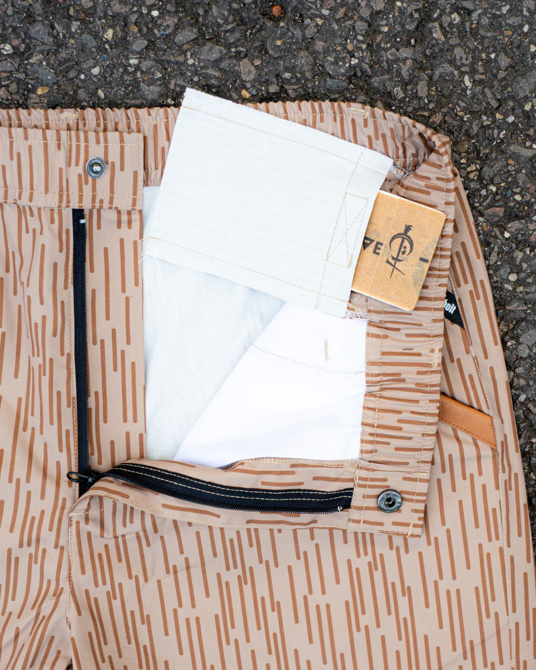 Cutthroat Shorts - EinStrichkeinStrich / Raindrop - Image 7