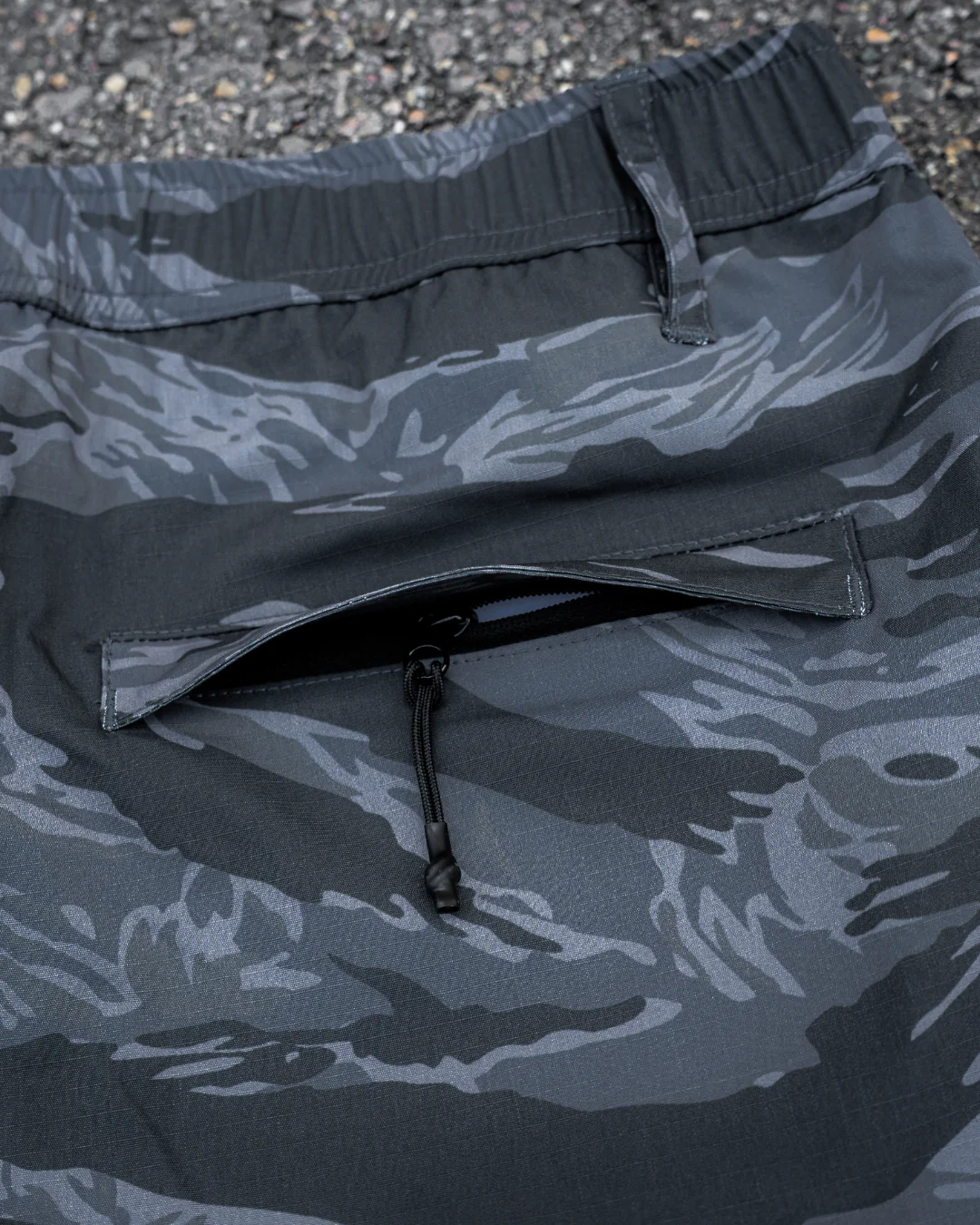 Cutthroat Shorts - tigerstripe black - Image 12
