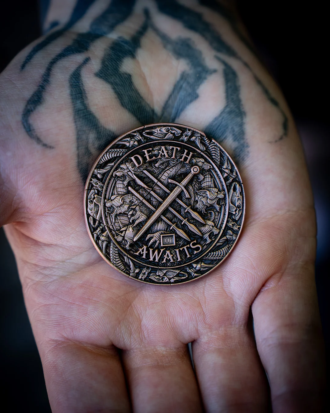 Death awaits X - Legacy Edition - Coin - Image 2