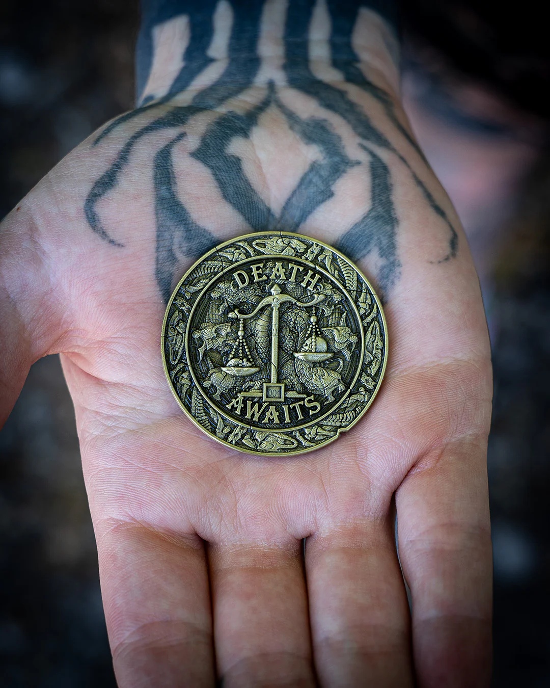 Death awaits XII - Collectors Edition - Coin - Image 2