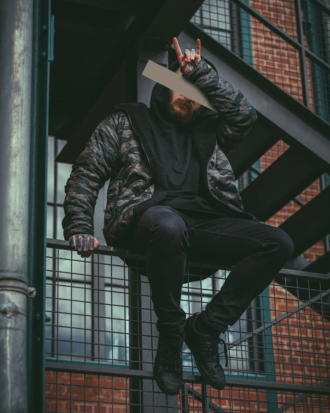 The Sherpie - Woobie / Sherpa Hybrid Jacket - tigerstripe black / black - Image 10