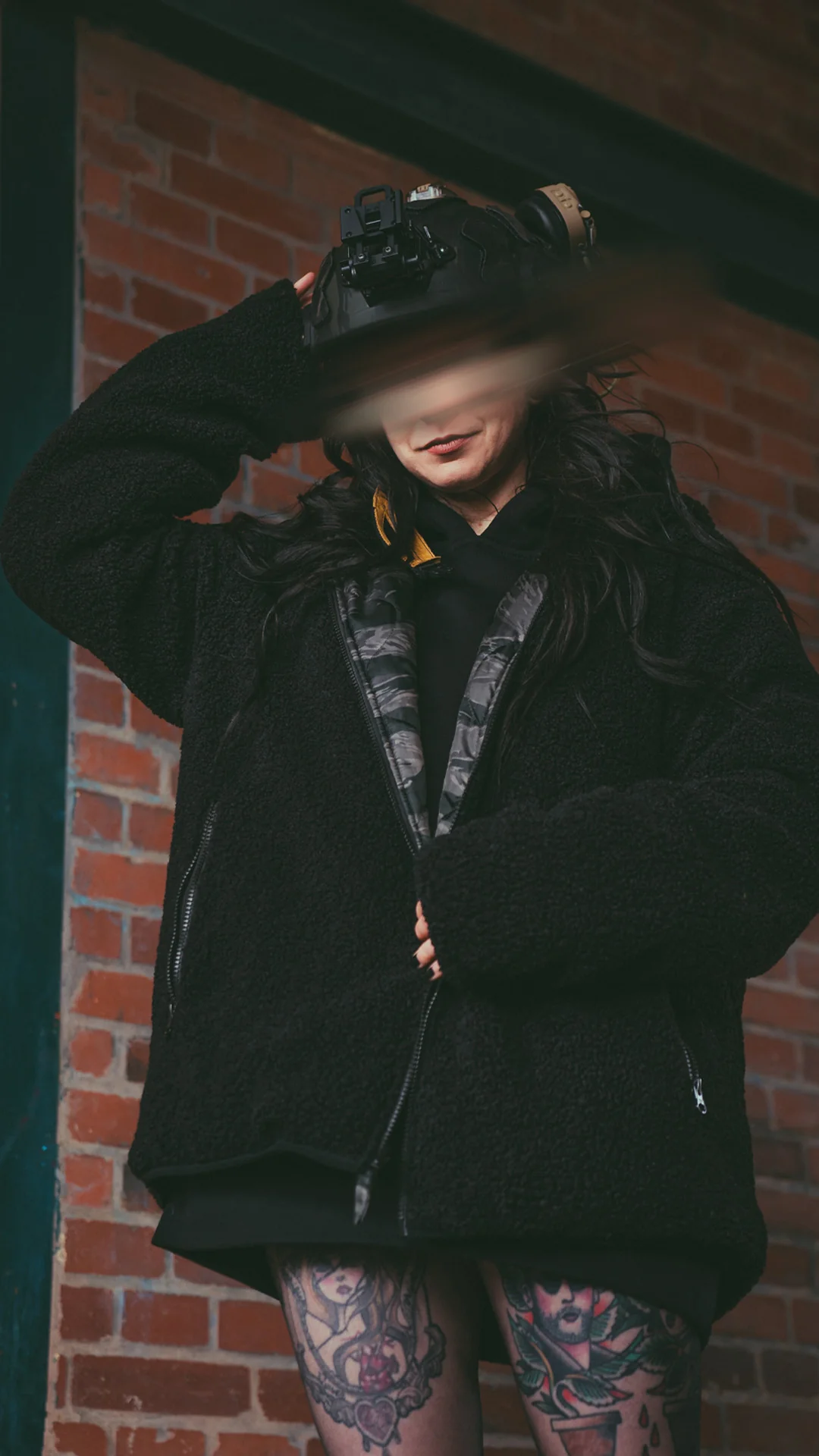 The Sherpie - Woobie / Sherpa Hybrid Jacket - tigerstripe black / black - Image 15