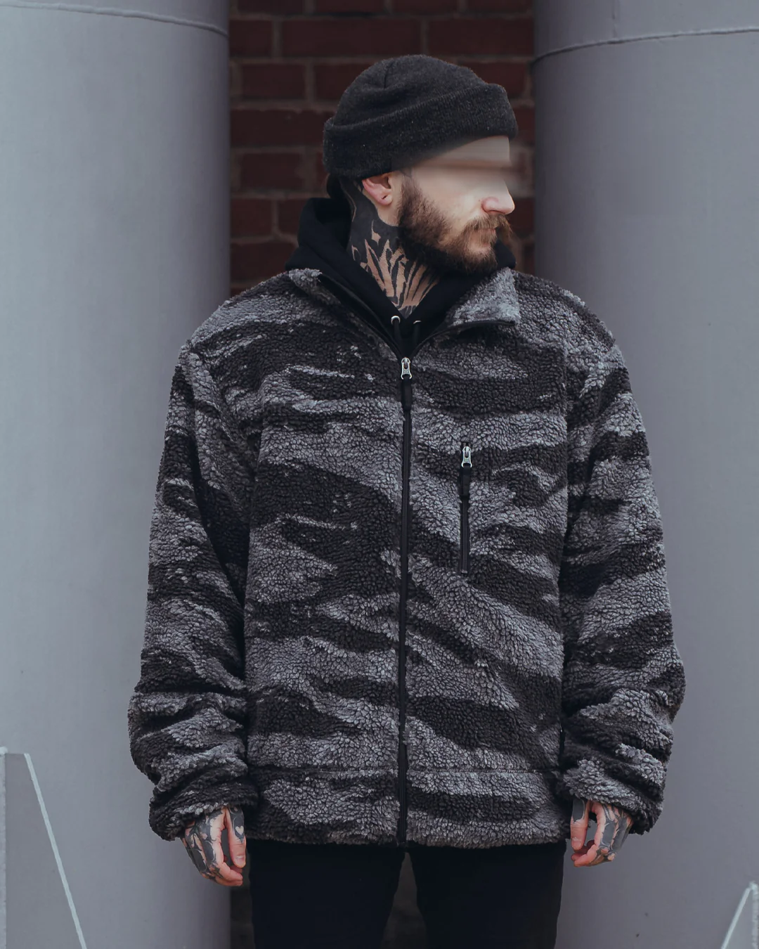 The Snugg - Sherpa Jacket - Tigerstripe Black - Image 19
