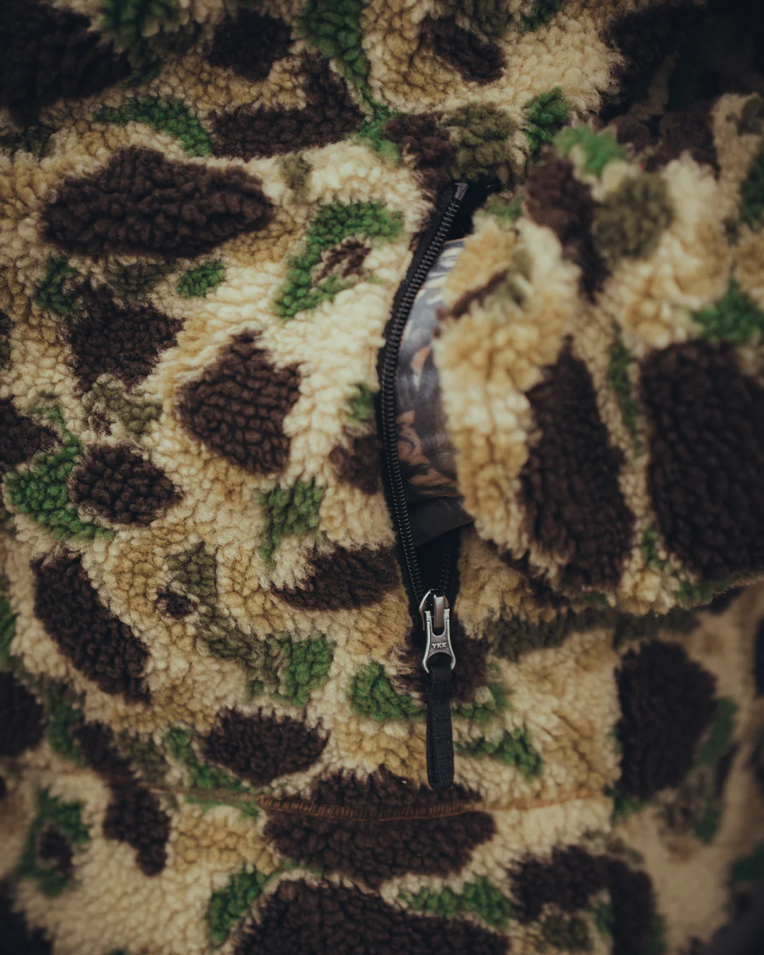 The Snugg - Sherpa Jacket - Frogskin - Image 9