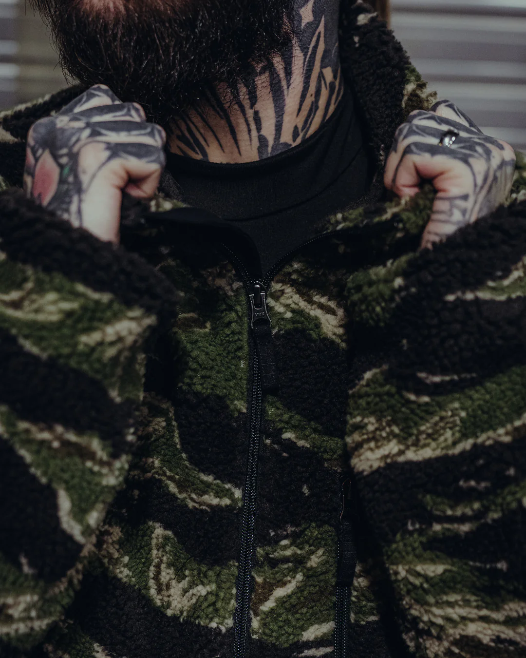 The Snugg - Sherpa Jacket - Tigerstripe classic V2.0 - Image 11