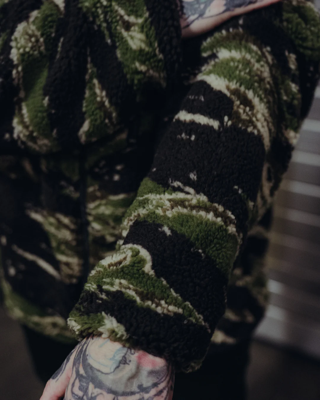 The Snugg - Sherpa Jacket - Tigerstripe classic V2.0 - Image 9